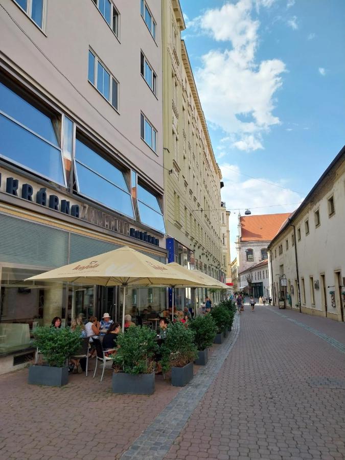 City Center Apartments - Moderna Brno Rimske Namesti V מראה חיצוני תמונה